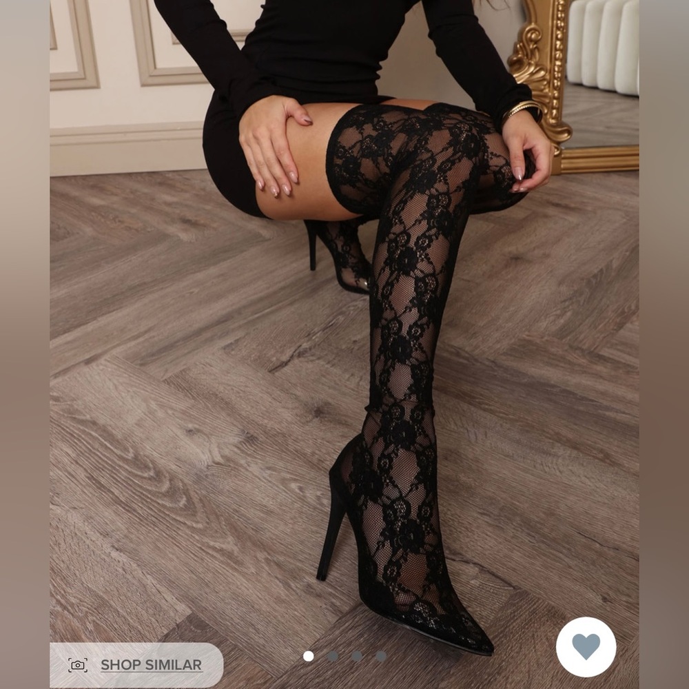 Sexy lace heeled boots